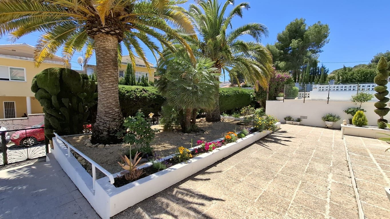 4 soverom Villa til salgs i La Nucia med svømmebasseng - € 650 000 (Ref: 10024649)