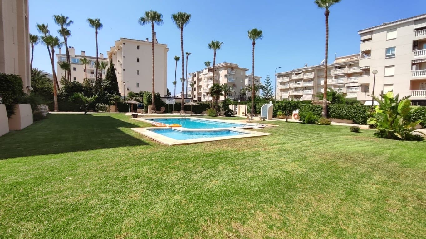 Apartamento de 3 habitaciones en Albir en venta con piscina - 290.000 € (Ref: 10024650)