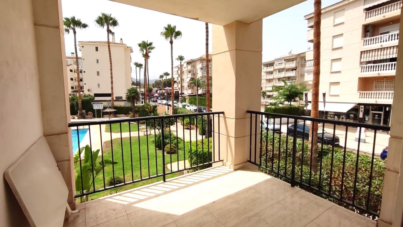 Apartamento de 3 habitaciones en Albir en venta con piscina - 290.000 € (Ref: 10024650)