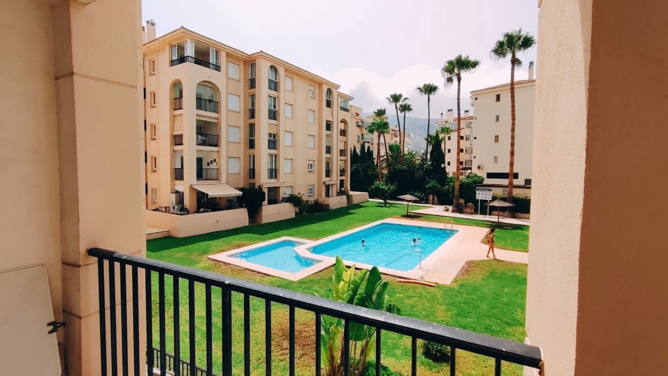 Apartamento de 3 habitaciones en Albir en venta con piscina - 290.000 € (Ref: 10024650)