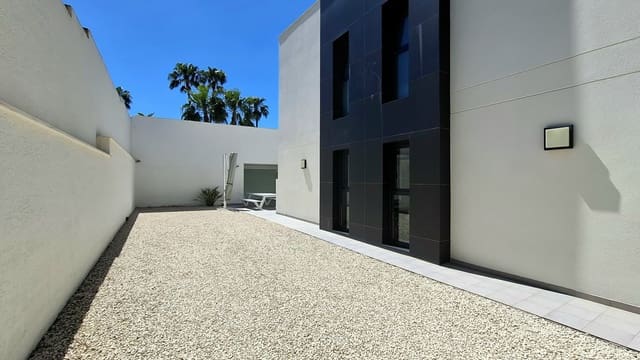 3 soveværelse Villa til salg i Albir, Alfaz del Pi / L'Alfàs del Pi med swimmingpool - € 750.000 (Ref: 10024651)