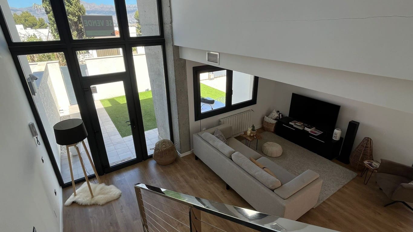 3 soveværelse Villa til salg i Albir med swimmingpool - € 750.000 (Ref: 10024651)