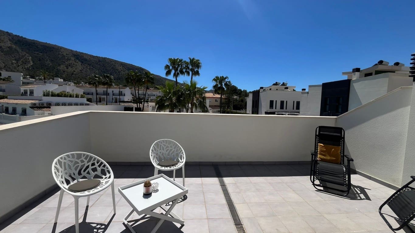 3 soveværelse Villa til salg i Albir med swimmingpool - € 750.000 (Ref: 10024651)