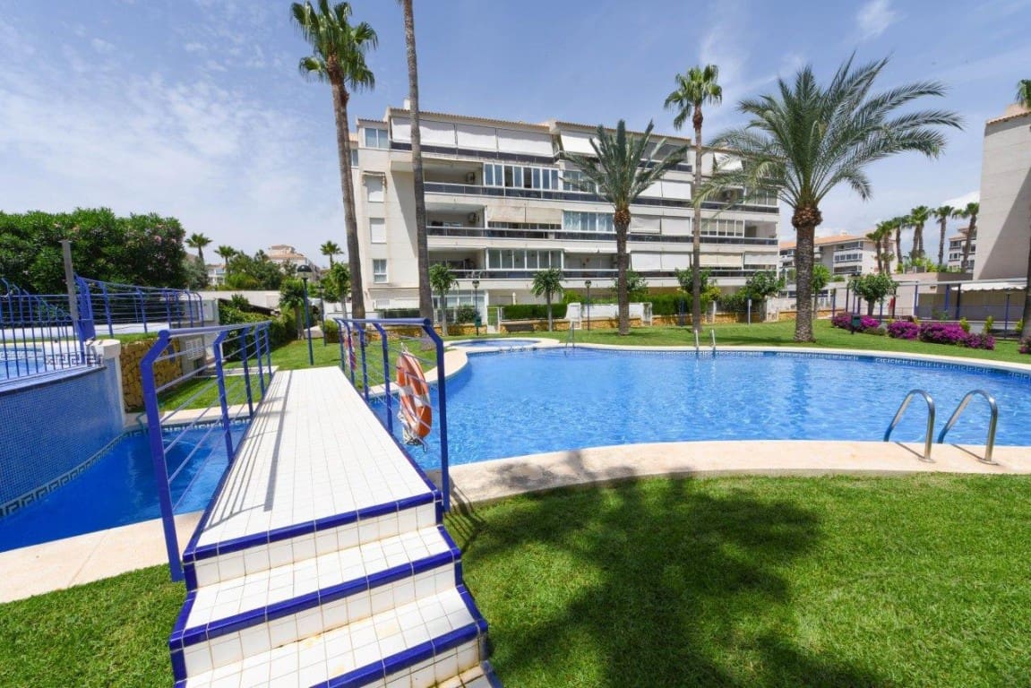 Apartamento de 3 habitaciones en Albir en venta con piscina - 375.000 € (Ref: 10024652)