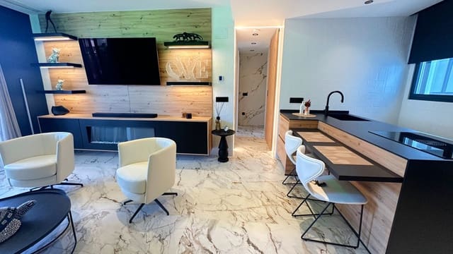 2 sypialnia Apartament na sprzedaż w Albir, Alfaz del Pi / L'Alfàs del Pi z basenem - 799 000 € (Ref: 10024653)