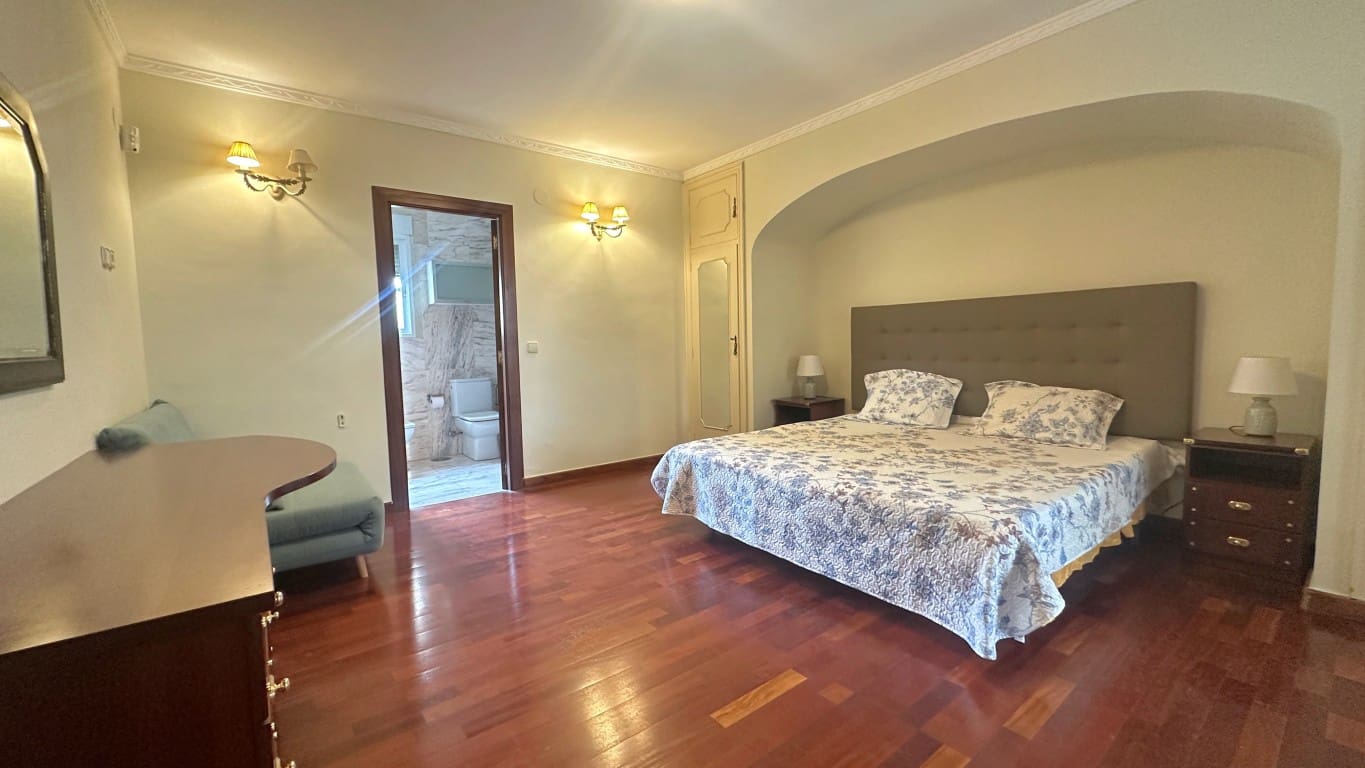 5 makuuhuone Huvila myytävänä paikassa Benidorm mukana uima-altaan - 895 000 € (Ref: 10024654)