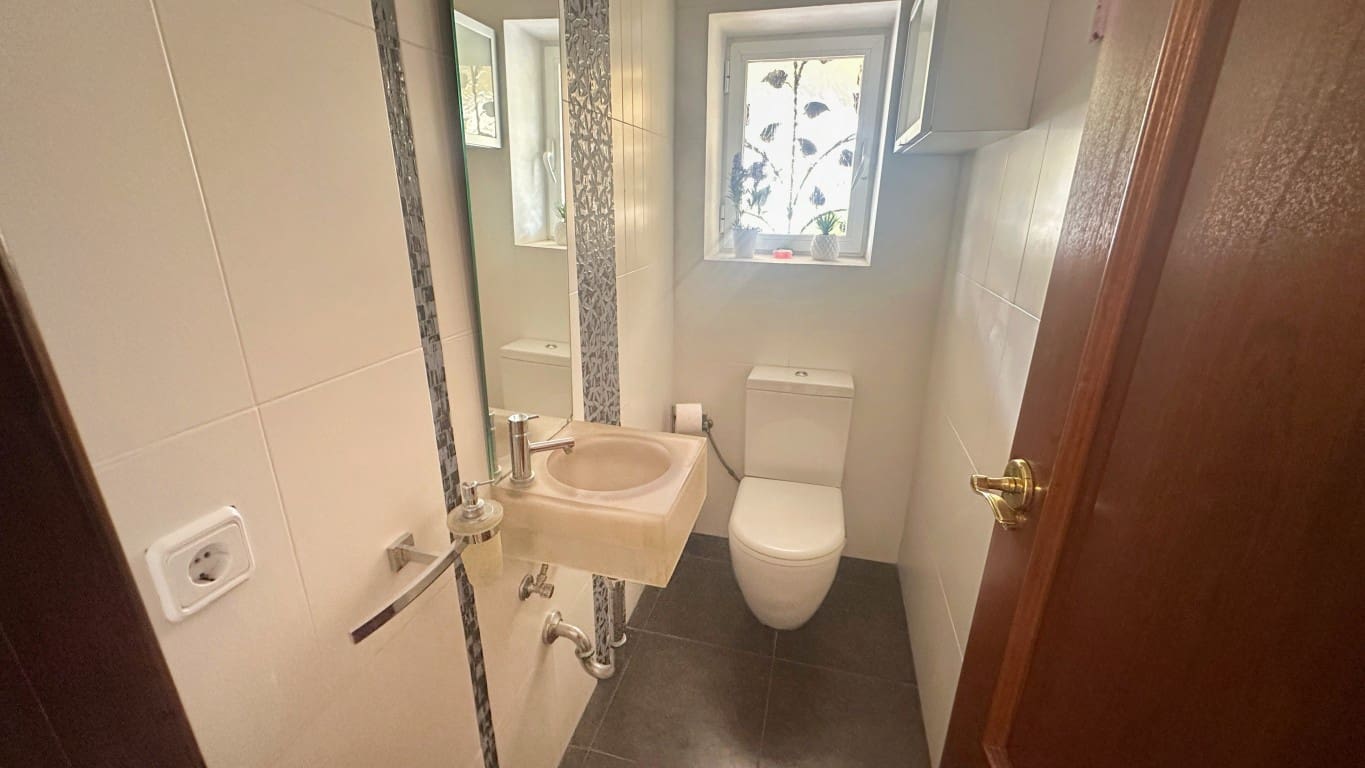 5 makuuhuone Huvila myytävänä paikassa Benidorm mukana uima-altaan - 895 000 € (Ref: 10024654)