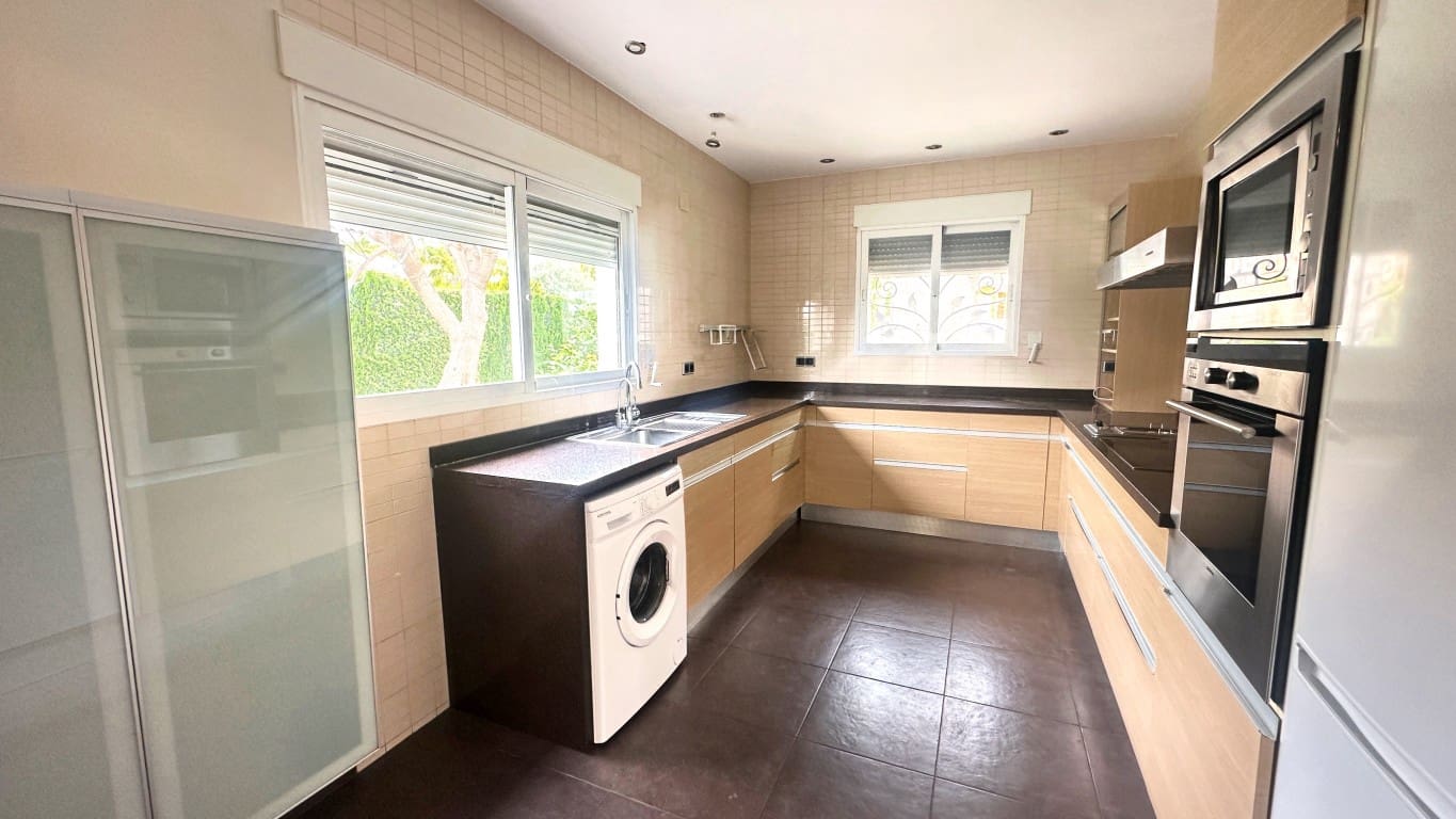 5 makuuhuone Huvila myytävänä paikassa Benidorm mukana uima-altaan - 895 000 € (Ref: 10024654)