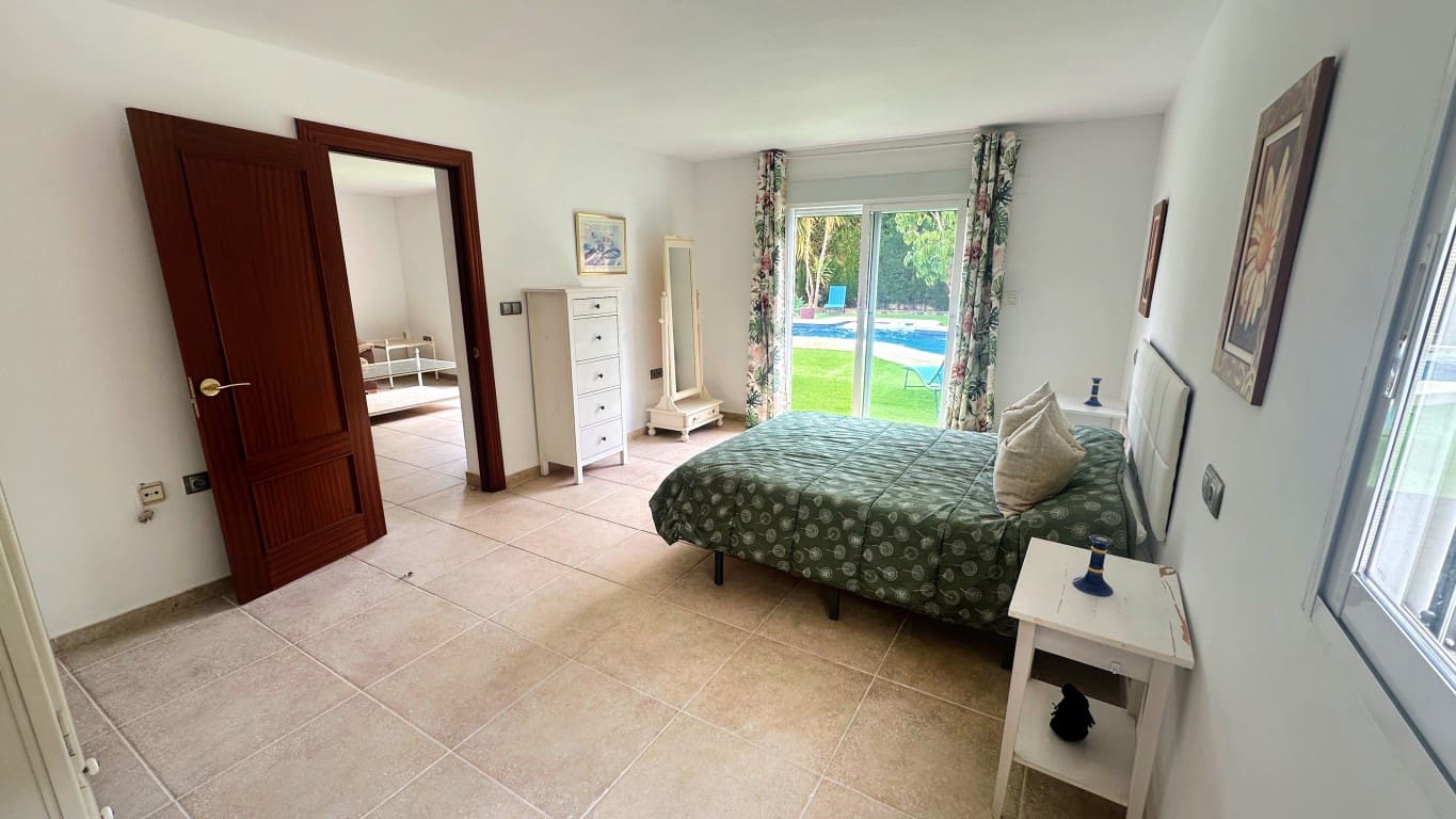5 makuuhuone Huvila myytävänä paikassa Benidorm mukana uima-altaan - 895 000 € (Ref: 10024654)