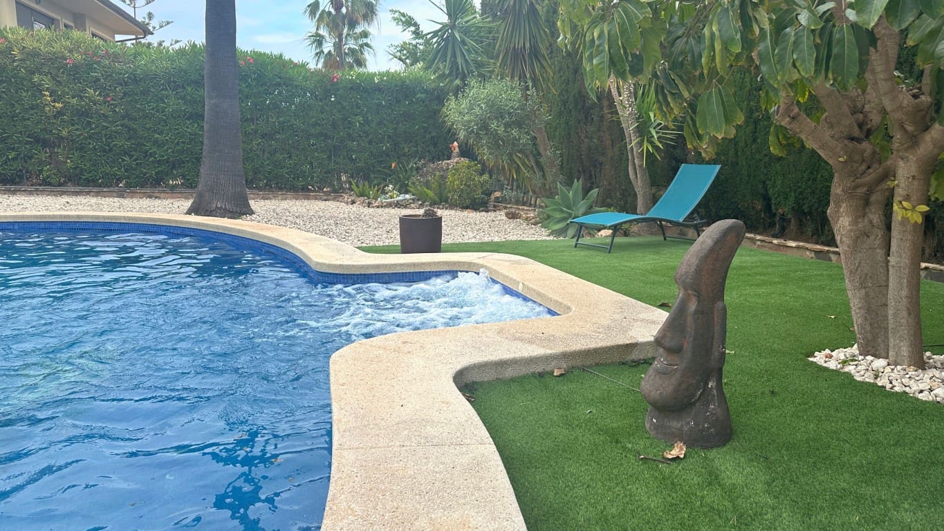5 makuuhuone Huvila myytävänä paikassa Benidorm mukana uima-altaan - 895 000 € (Ref: 10024654)