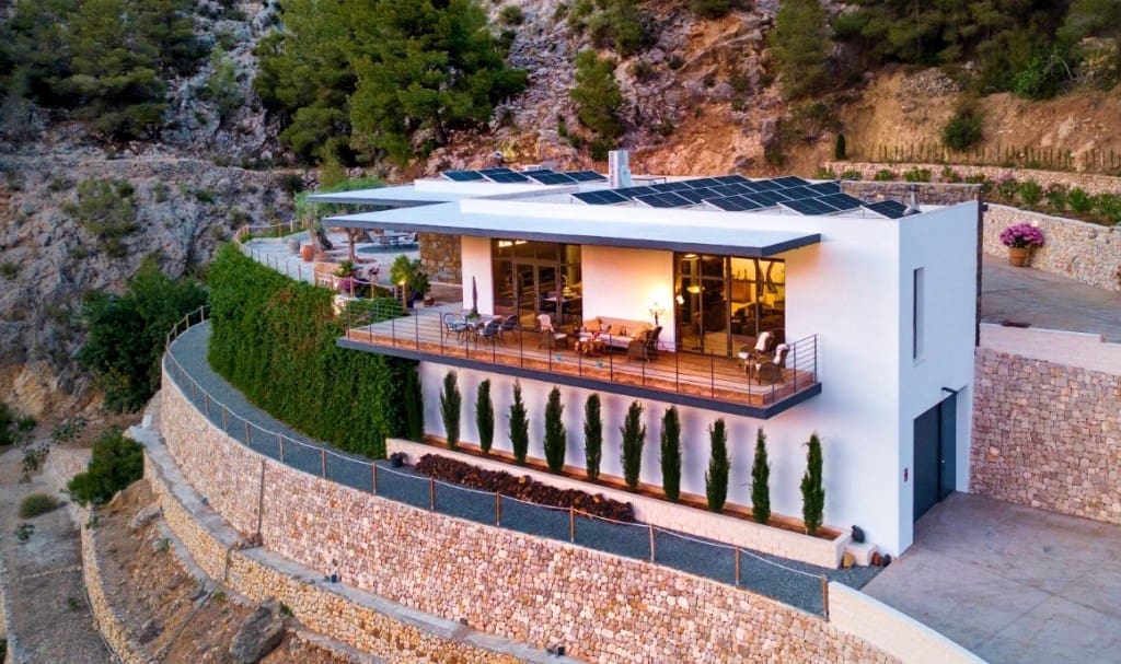 3 quarto Moradia para venda em Guadalest com piscina - 1 895 000 € (Ref: 10024655)