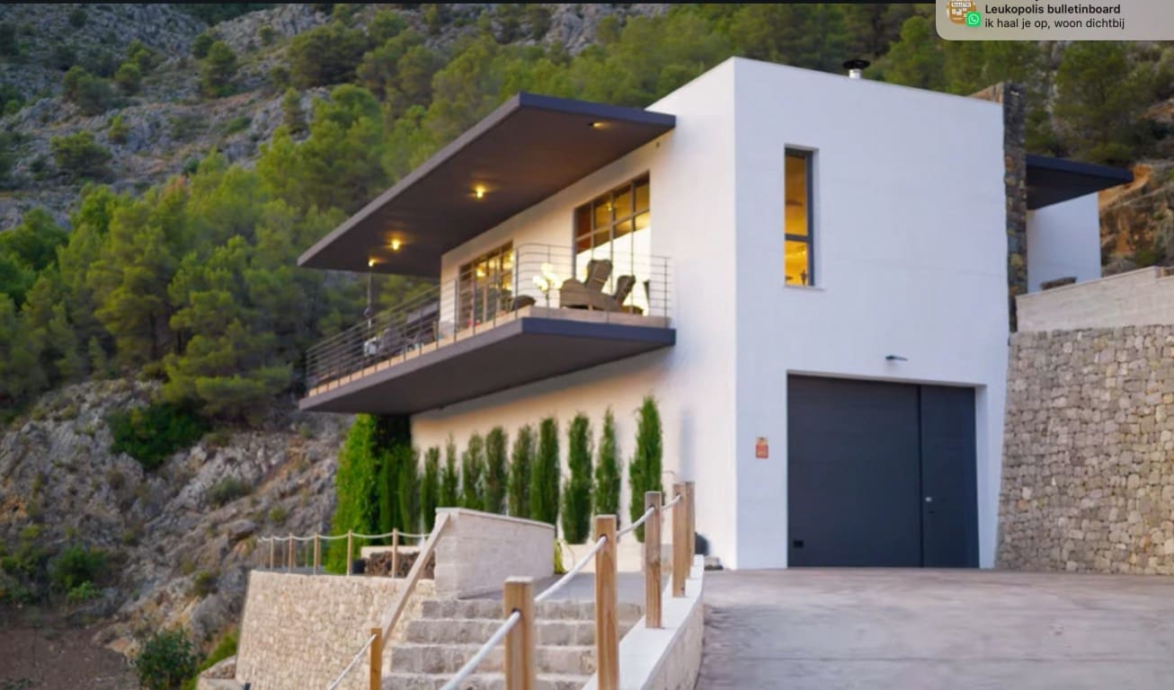 3 quarto Moradia para venda em Guadalest com piscina - 1 895 000 € (Ref: 10024655)