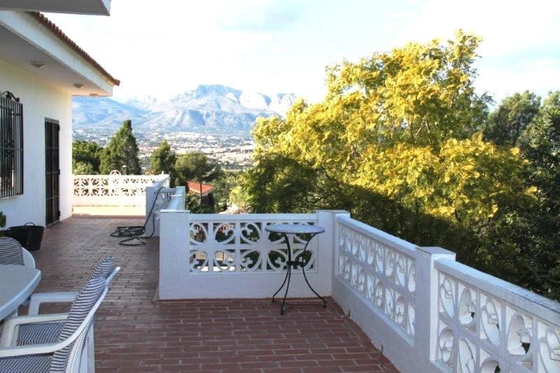 Chalet de 5 habitaciones en Albir en venta con piscina - 1.500.000 € (Ref: 10024657)