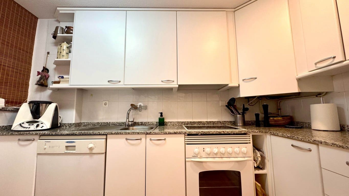 4 soverom Leilighet til salgs i Albir med svømmebasseng - € 450 000 (Ref: 10034837)