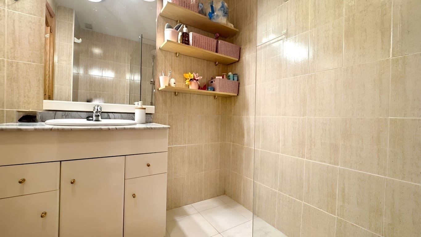 4 soverom Leilighet til salgs i Albir med svømmebasseng - € 450 000 (Ref: 10034837)