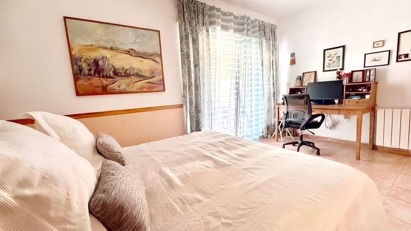 4 soverom Leilighet til salgs i Albir med svømmebasseng - € 450 000 (Ref: 10034837)