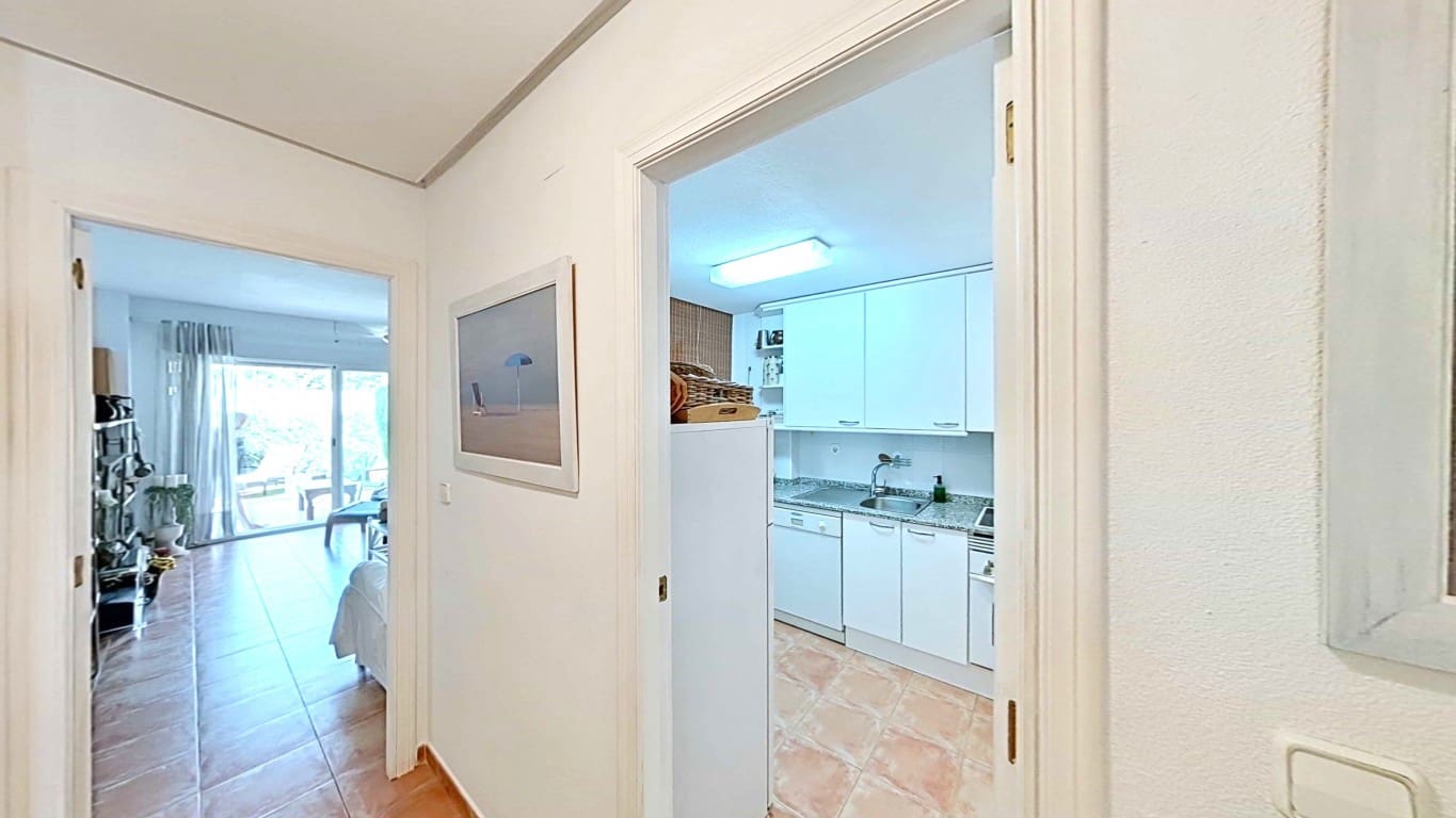 4 soverom Leilighet til salgs i Albir med svømmebasseng - € 450 000 (Ref: 10034837)