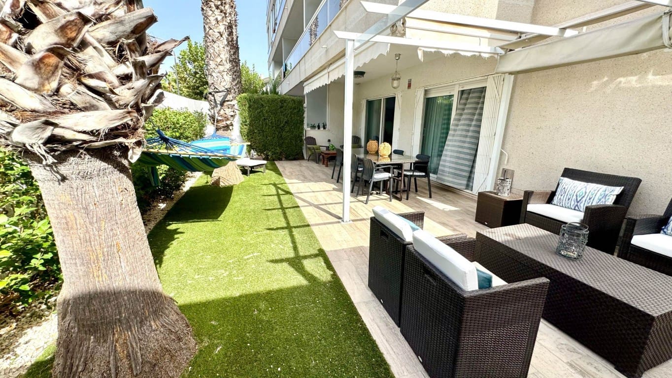 4 soverom Leilighet til salgs i Albir med svømmebasseng - € 450 000 (Ref: 10034837)