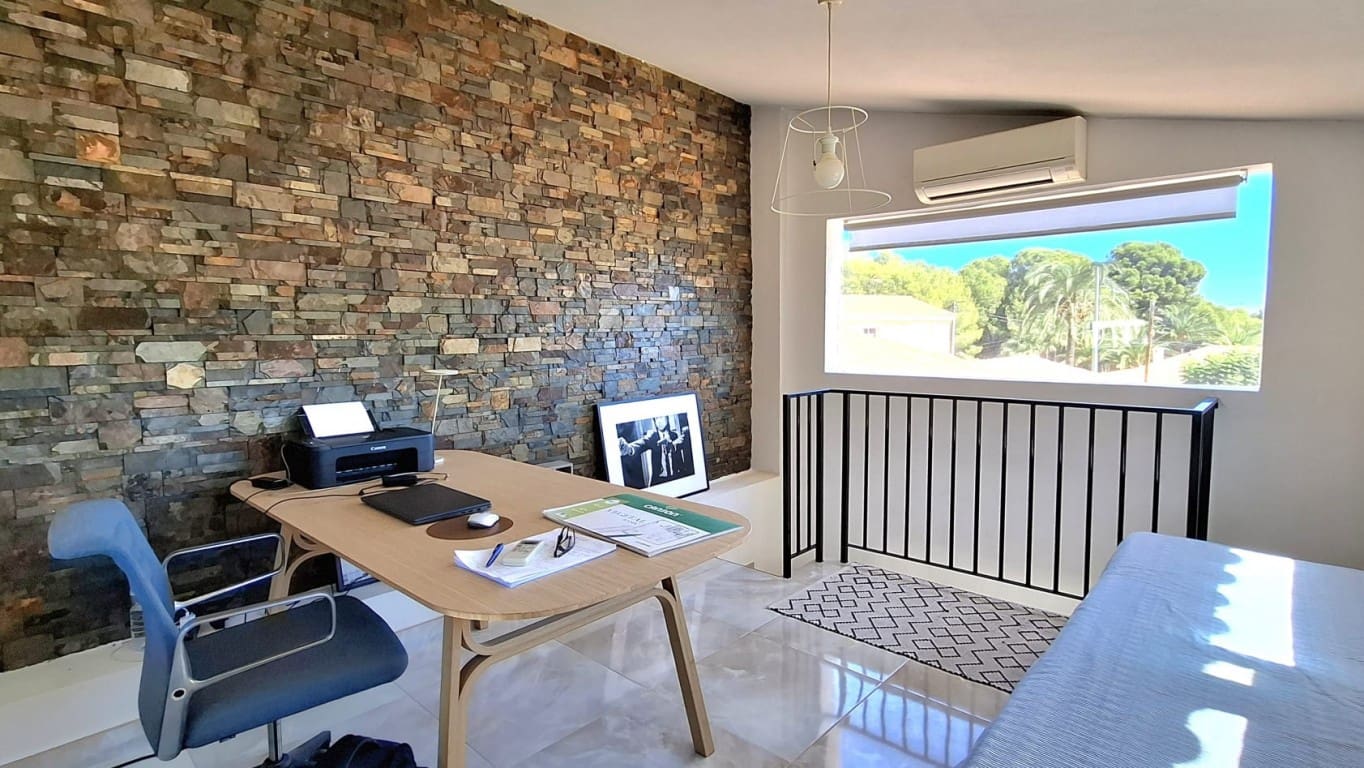 3 soveværelse Villa til salg i Alfaz del Pi / L'Alfas del Pi med swimmingpool - € 699.000 (Ref: 10079984)