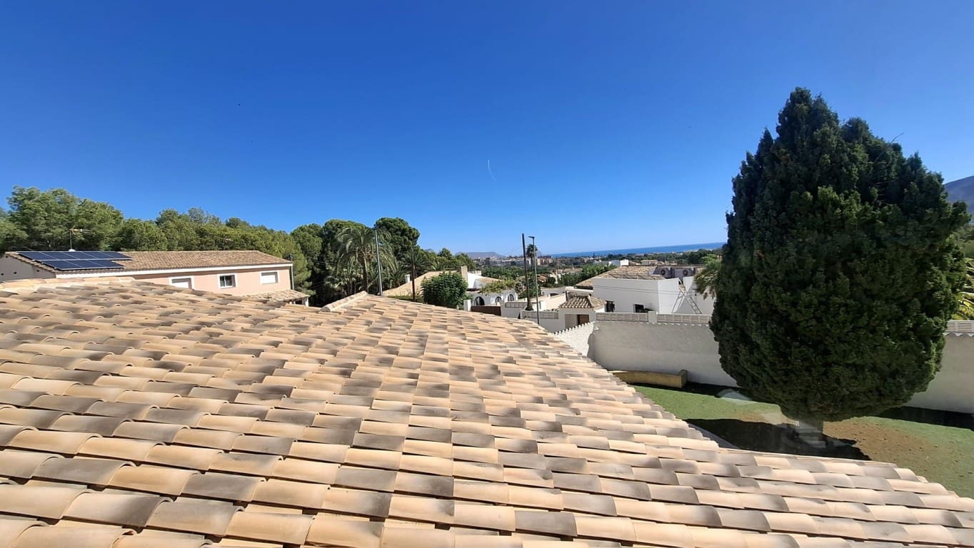3 soveværelse Villa til salg i Alfaz del Pi / L'Alfas del Pi med swimmingpool - € 699.000 (Ref: 10079984)