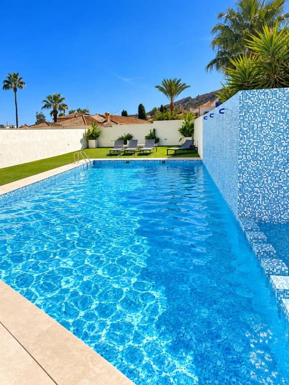 3 slaapkamer Villa te koop in Albir met zwembad - € 575.000 (Ref: 10082128)