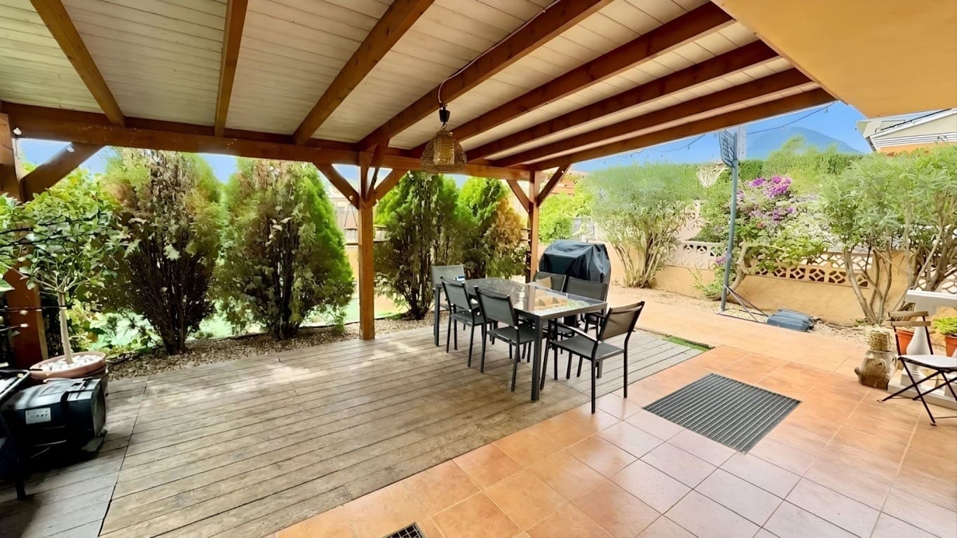 5 soverom Villa til salgs i La Nucia - € 420 000 (Ref: 10093777)