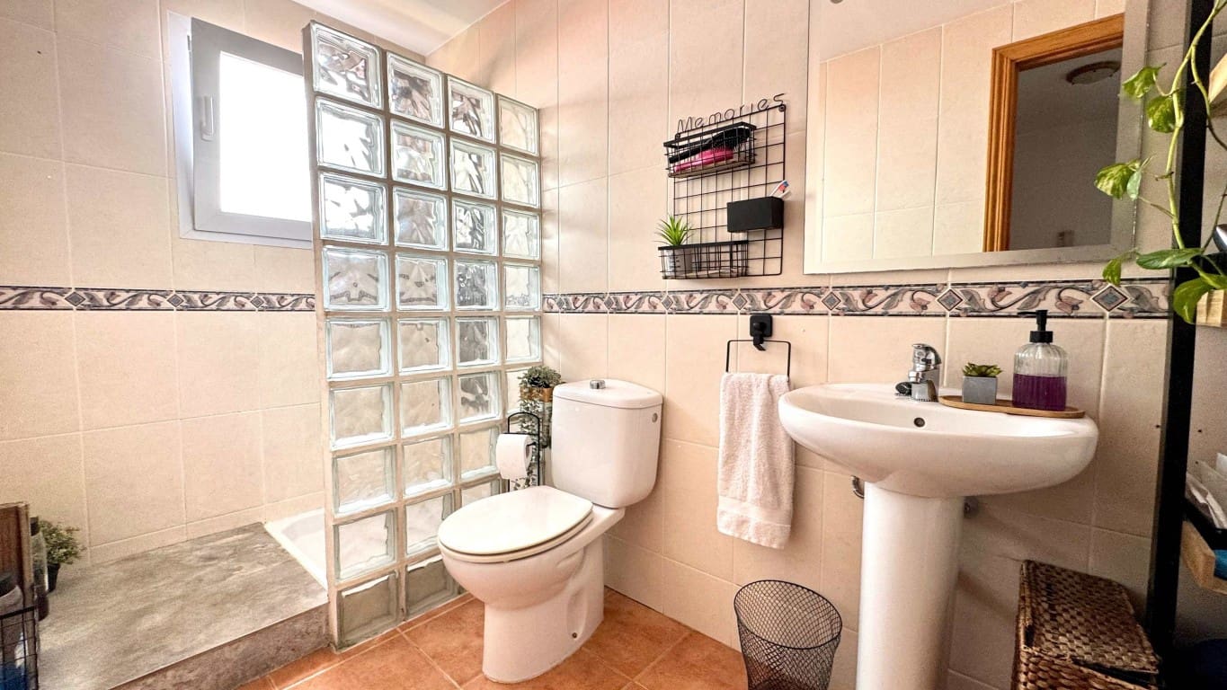 5 soverom Villa til salgs i La Nucia - € 420 000 (Ref: 10093777)
