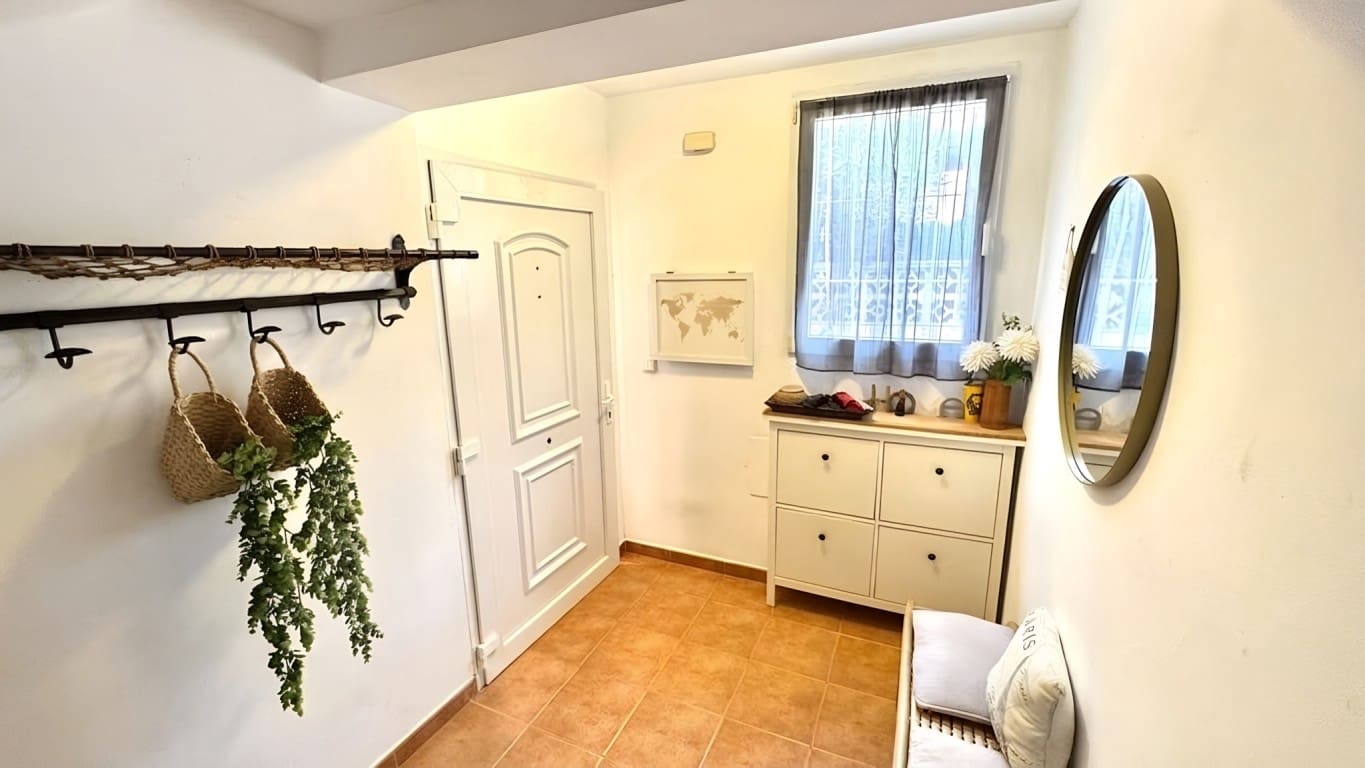 5 soverom Villa til salgs i La Nucia - € 420 000 (Ref: 10093777)
