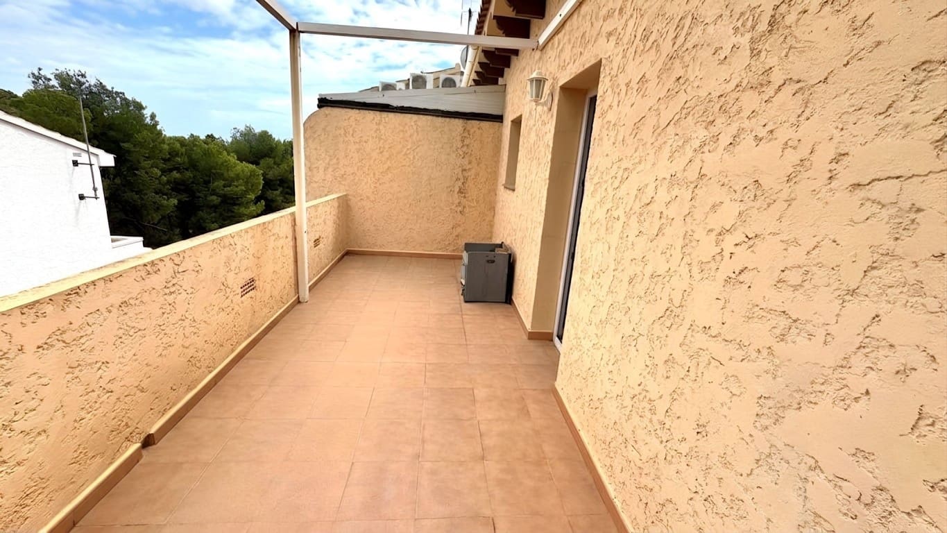 5 soverom Villa til salgs i La Nucia - € 420 000 (Ref: 10093777)
