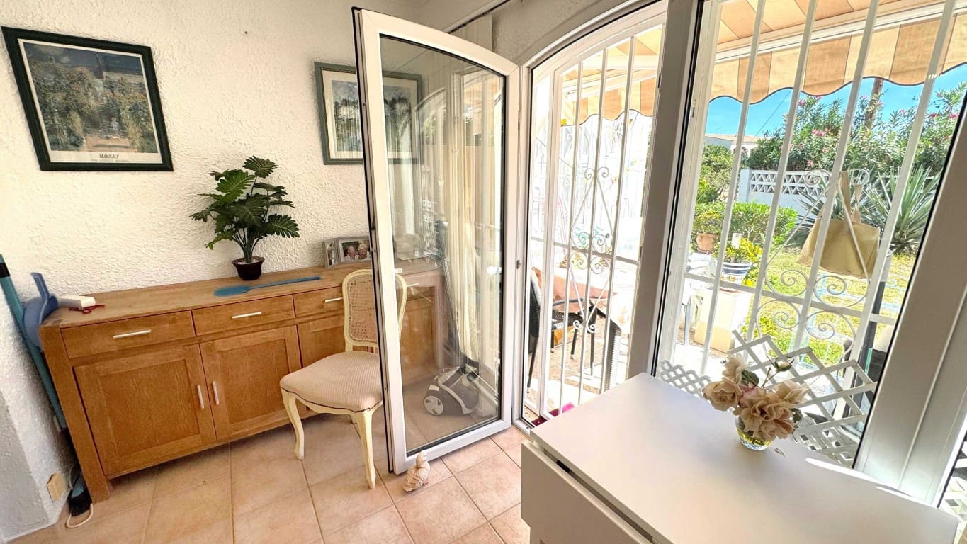 1 sypialnia Apartament na sprzedaż w Albir - 199 000 € (Ref: 10101388)