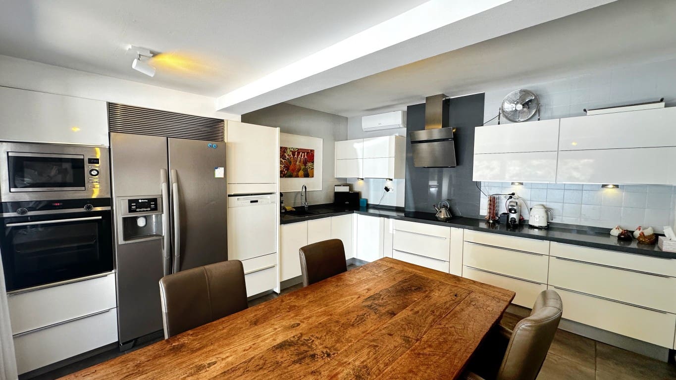 4 sovrum Villa till salu i La Nucia med pool garage - 835 000 € (Ref: 10118174)