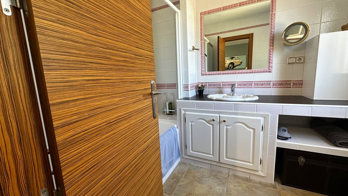 4 sovrum Villa till salu i La Nucia med pool garage - 835 000 € (Ref: 10118174)