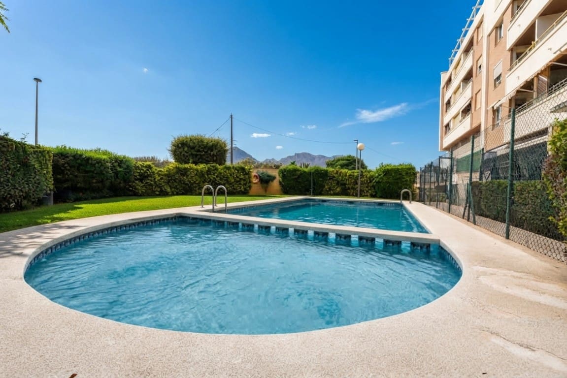 3 chambre Appartement à vendre à Alfaz del Pi / L'Alfas del Pi avec piscine garage - 315 000 € (Ref: 10144855)