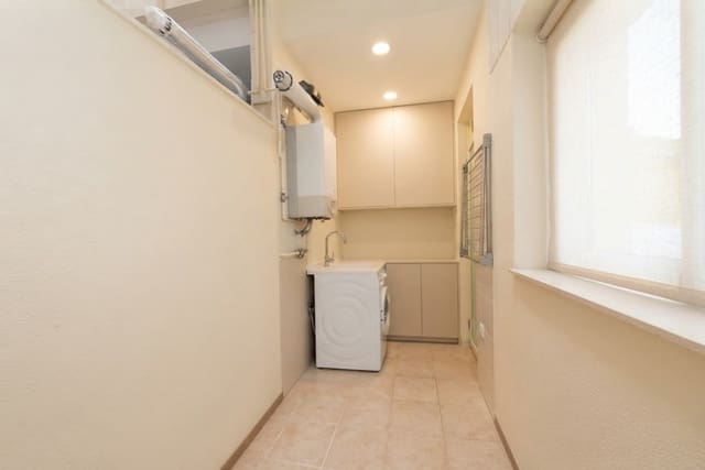3 soveværelse Lejlighed til salg i Pueblo - Urbanizaciones, Alfaz del Pi / L'Alfàs del Pi med swimmingpool garage - € 315.000 (Ref: 10144855)