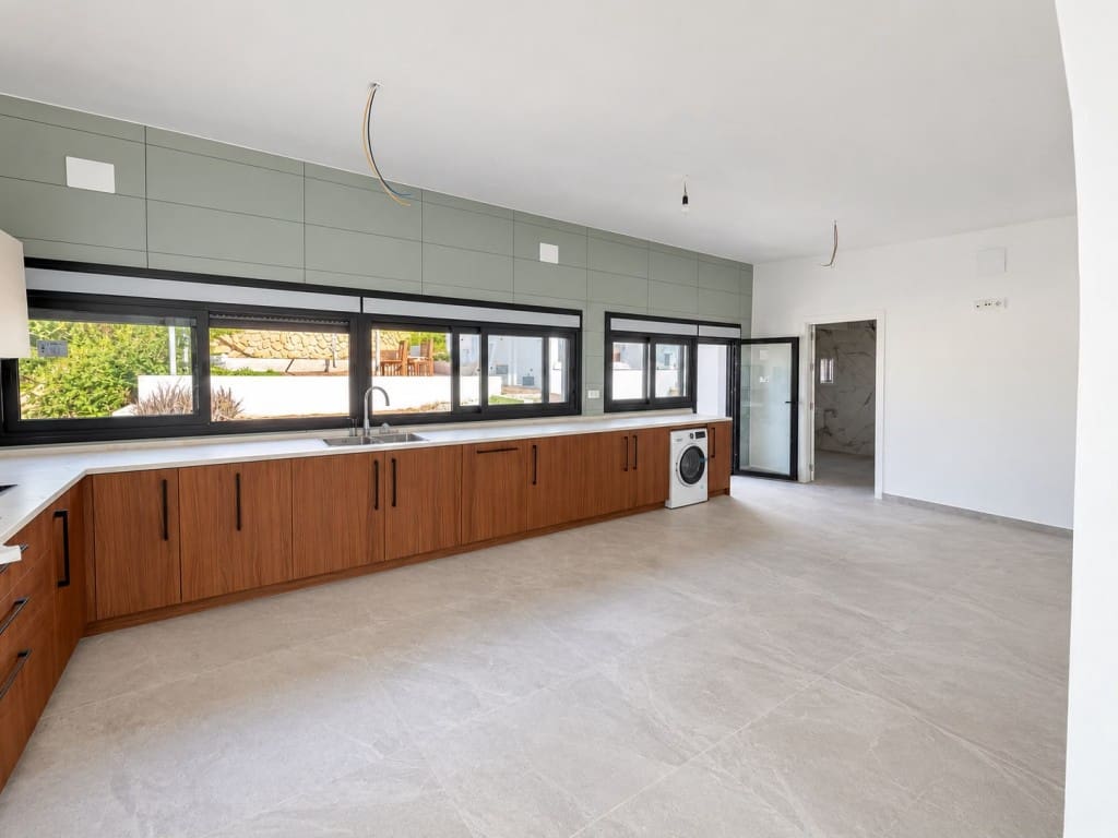 5 Zimmer Villa zu verkaufen in Benidorm mit Pool - 995.000 € (Ref: 10167162)