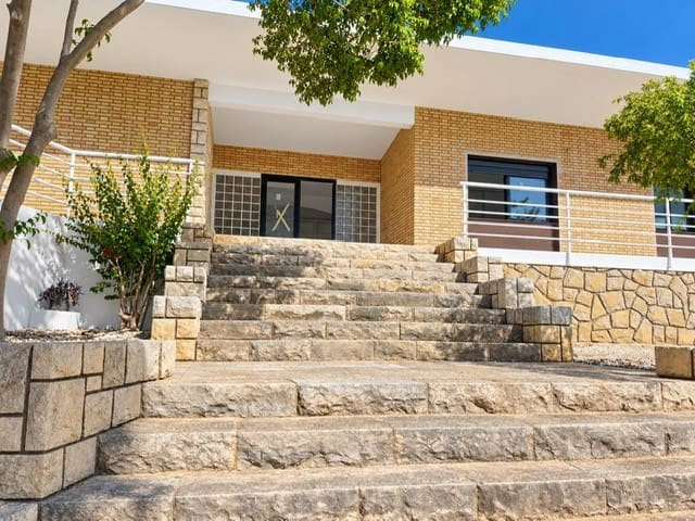 5 Zimmer Villa zu verkaufen in Benidorm mit Pool - 995.000 € (Ref: 10167162)