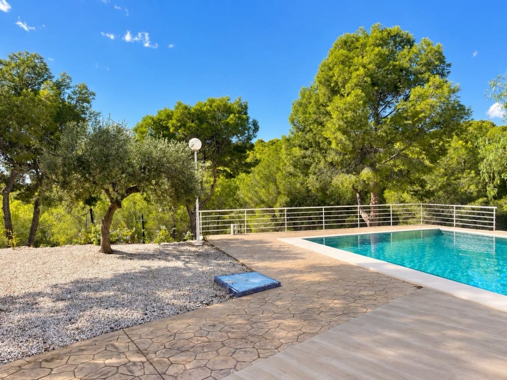 5 Zimmer Villa zu verkaufen in Benidorm mit Pool - 995.000 € (Ref: 10167162)