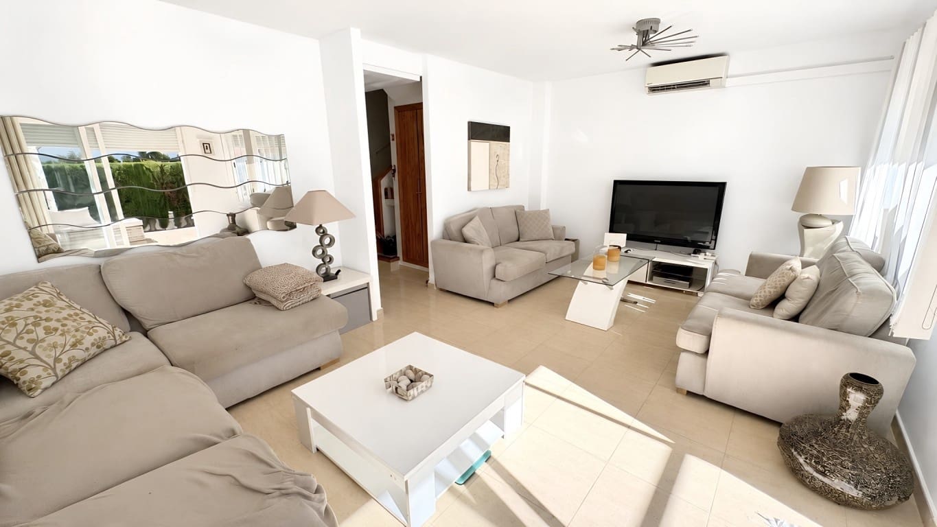 3 soverom Bungalow til salgs i Albir med svømmebasseng garasje - € 399 000 (Ref: 10172411)