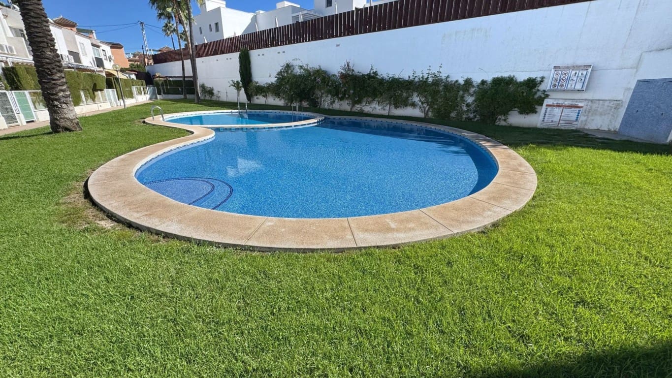 3 soverom Bungalow til salgs i Albir med svømmebasseng garasje - € 399 000 (Ref: 10172411)