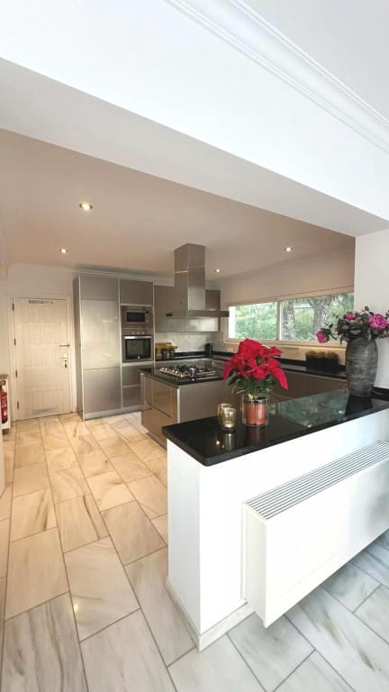 6 quarto Moradia para venda em Albir com piscina - 2 950 000 € (Ref: 1940506)