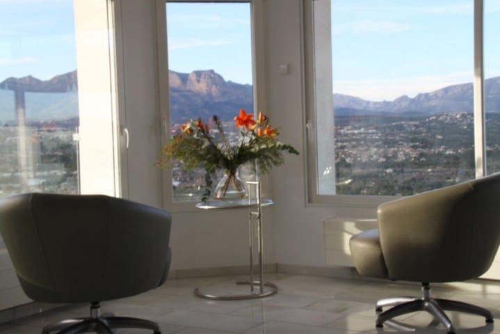 6 quarto Moradia para venda em Albir com piscina - 2 950 000 € (Ref: 1940506)