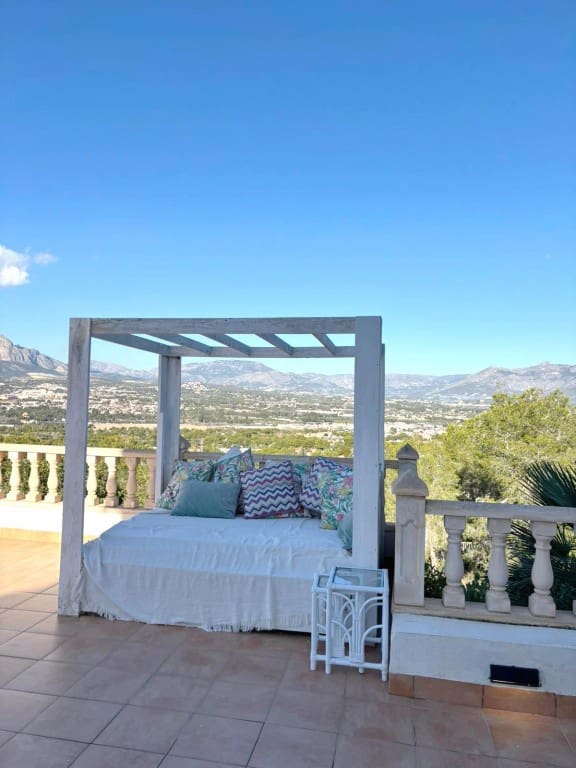 6 quarto Moradia para venda em Albir com piscina - 2 950 000 € (Ref: 1940506)