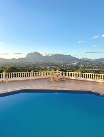 6 quarto Moradia para venda em Albir, Alfaz del Pi / L'Alfàs del Pi com piscina - 2 950 000 € (Ref: 1940506)