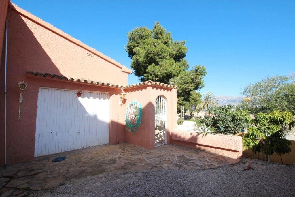 4 bedroom Villa for sale in Albir with pool - € 649,000 (Ref: 3144731)