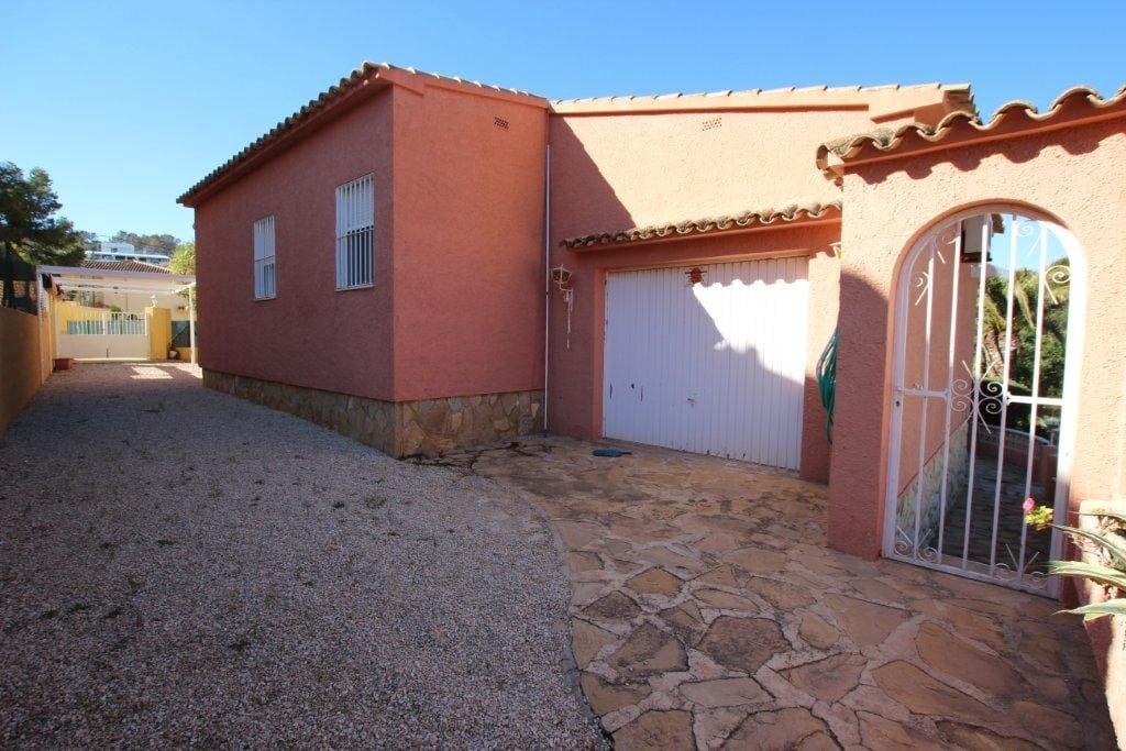 4 bedroom Villa for sale in Albir with pool - € 649,000 (Ref: 3144731)