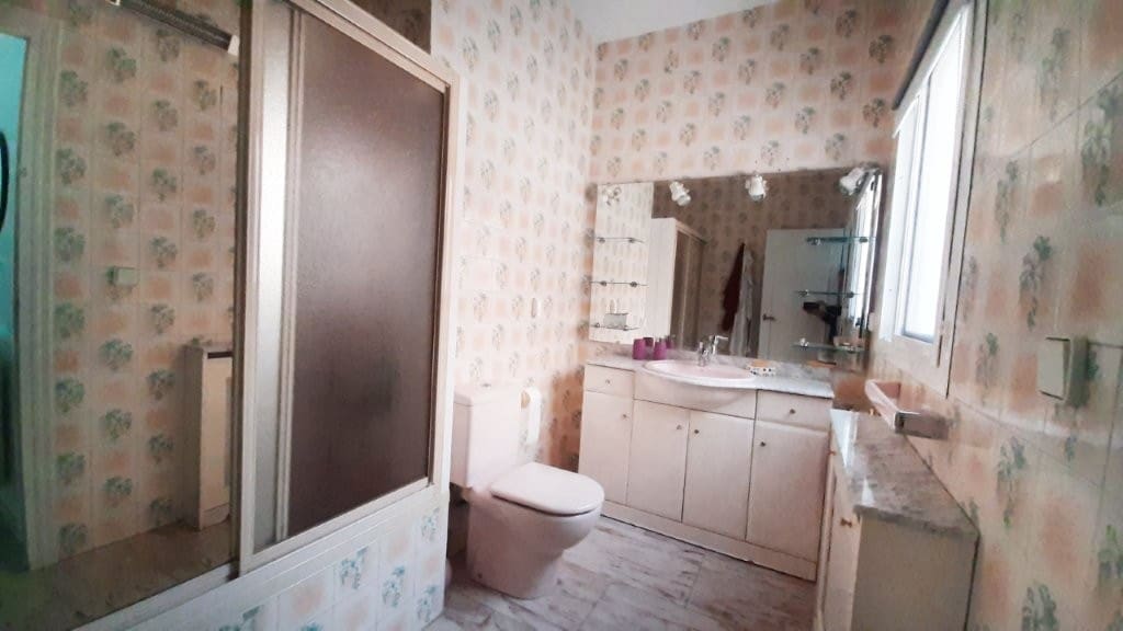 4 bedroom Villa for sale in Albir with pool - € 649,000 (Ref: 3144731)