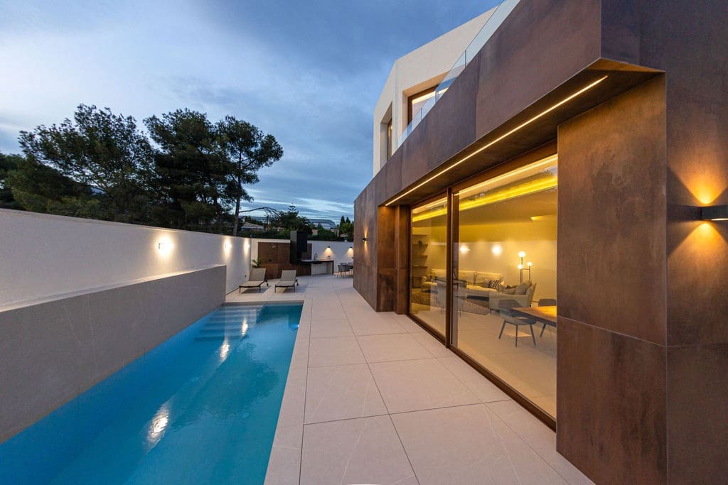 4 bedroom Villa for sale in Benidorm with pool - € 2,825,000 (Ref: 5071706)