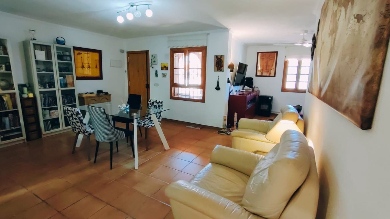 3 bedroom Apartment for sale in Albir with pool - € 388,000 (Ref: 5516152)