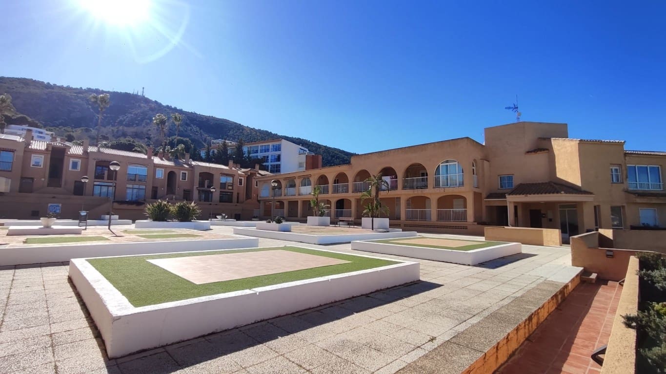 3 bedroom Apartment for sale in Albir with pool - € 388,000 (Ref: 5516152)