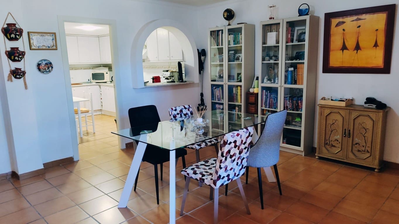 3 bedroom Apartment for sale in Albir with pool - € 388,000 (Ref: 5516152)